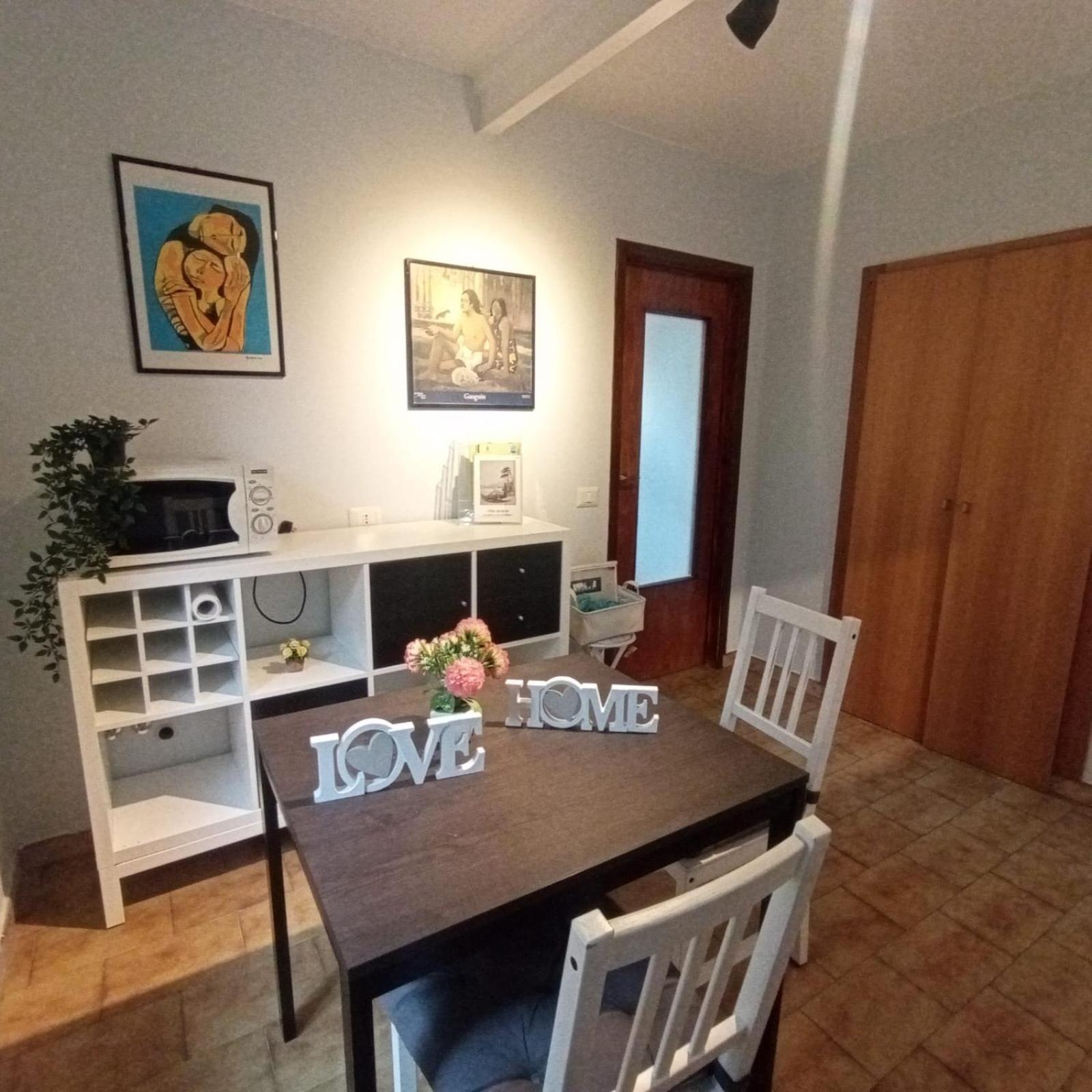 Mamma Mia Bed And Breakfast Uggiate Zewnętrze zdjęcie